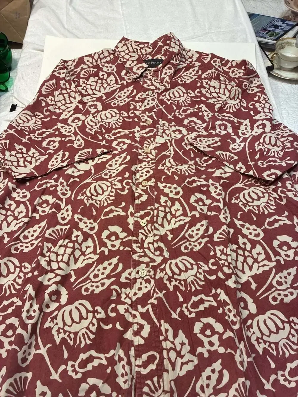 Banana Republic 100% Cotton Floral Print Short Sleeve Button-Up Shirt
